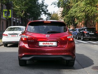 2015 Nissan Tiida II, красный, 1350000 рублей, вид 4