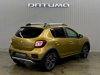 2015 Renault Sandero Stepway II, коричневый, 867000 рублей, вид 5