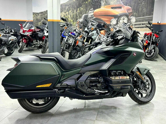 2025 Honda GL 1800 Gold Wing, зелёный, 3650000 рублей - вид 10