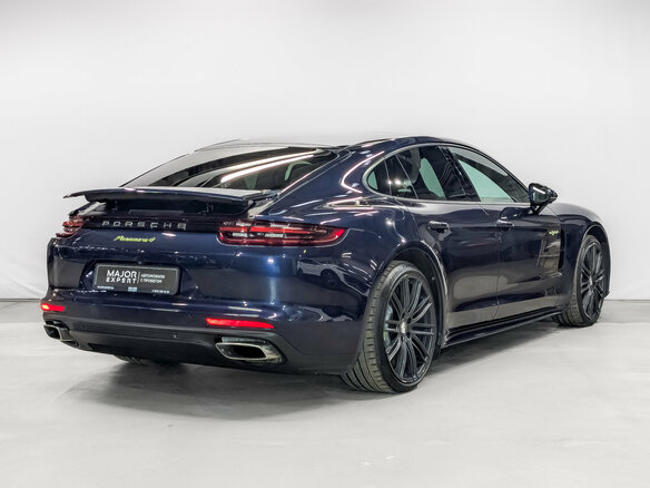 2017 Porsche Panamera 4 E-Hybrid II, синий, 5635000 рублей - вид 4