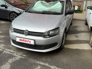 2011 Volkswagen Polo V, серебристый, 490000 рублей, вид 2