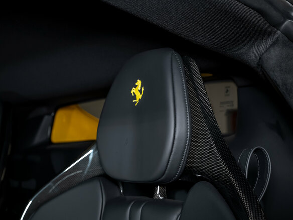 2024 Ferrari 296 GTB, жёлтый, 38000000 рублей - вид 33