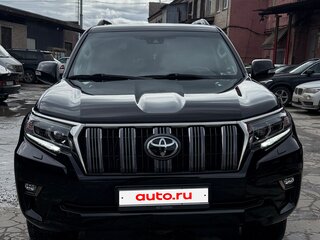 2022 Toyota Land Cruiser Prado 150 Series Рестайлинг 3, чёрный, 6500000 рублей, вид 3