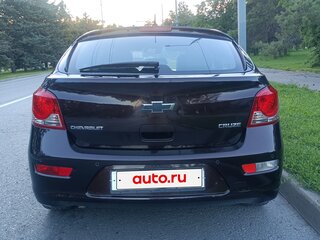 2013 Chevrolet Cruze I Рестайлинг, коричневый, 715000 рублей, вид 4