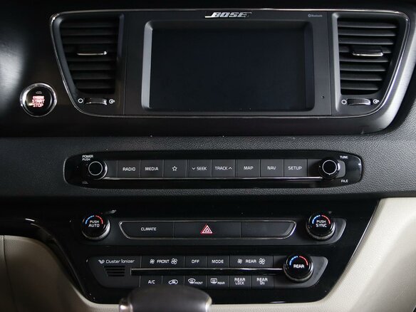 2018 Kia Carnival III, чёрный - вид 12