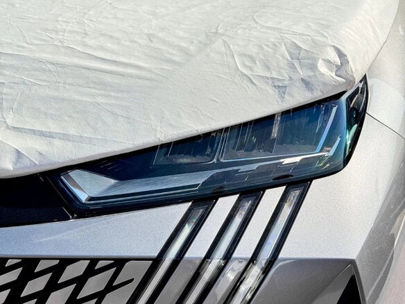 2026 Peugeot 3008 III, серебристый - вид 2