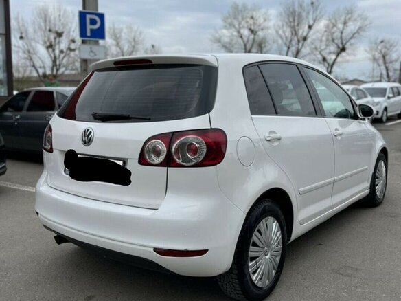 2011 Volkswagen Golf Plus II, белый, 760000 рублей - вид 2