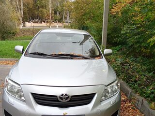 2008 Toyota Corolla X (E140, E150), серебристый, 700000 рублей, вид 3