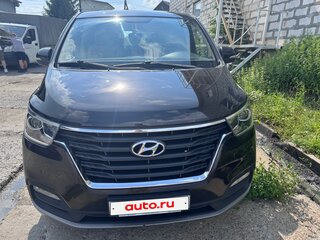2018 Hyundai H-1 II Рестайлинг, коричневый, 3150000 рублей, вид 2
