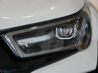 2025 Toyota Hilux VIII Рестайлинг 2, белый, 7750000 рублей, вид 2