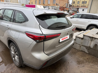 2023 Toyota Highlander IV (XU70), серый, 6500000 рублей, вид 3