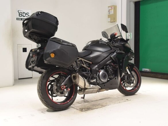 2022 Suzuki GSX-S 1000 GT, чёрный, 1128000 рублей - вид 4