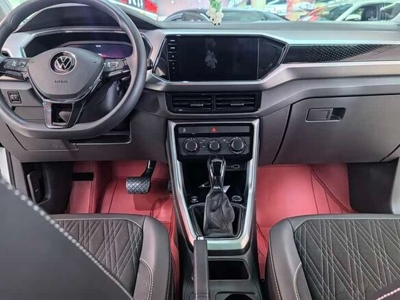 2021 Volkswagen T-Cross I (China Market), белый, 1600000 рублей - вид 9