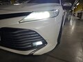 2018 Toyota Camry VIII (XV70), белый, 2900000 рублей - вид 9
