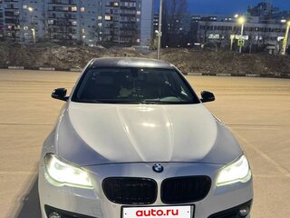 2016 BMW 5 серии 530d xDrive VI (F10/F11/F07) Рестайлинг, белый, 2700000 рублей, вид 3