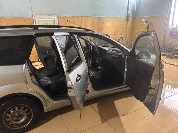 2005 Ford Focus I Рестайлинг, серый, 320000 рублей - вид 16