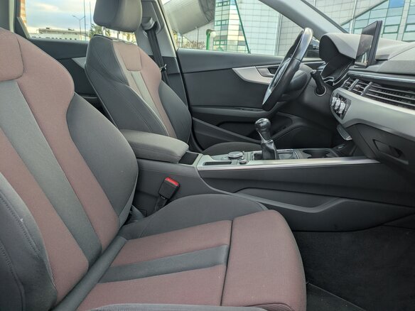 2017 Audi A4 V (B9), чёрный - вид 15