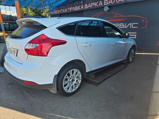 2013 Ford Focus III, белый, 800000 рублей, вид 1