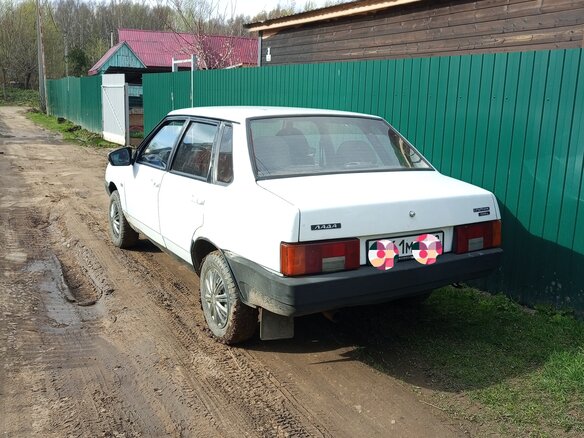2000 Lada (ВАЗ) 21099, белый - вид 4
