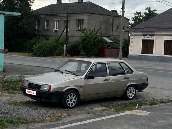 1997 Lada (ВАЗ) 21099, золотистый, 160000 рублей