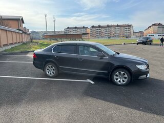2010 Skoda Superb DSG II, коричневый, 800000 рублей, вид 4