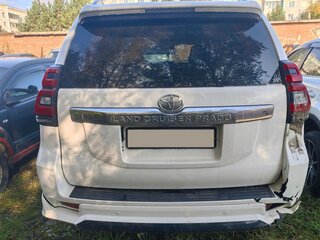 2014 Toyota Land Cruiser Prado 150 Series Рестайлинг 1, белый, 2800000 рублей, вид 3