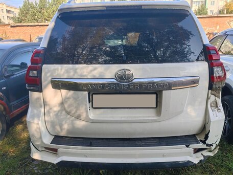 2014 Toyota Land Cruiser Prado 150 Series Рестайлинг 1, белый, 2800000 рублей, вид 3