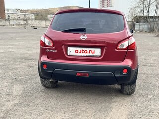 2011 Nissan Qashqai I Рестайлинг, красный, 990000 рублей, вид 5