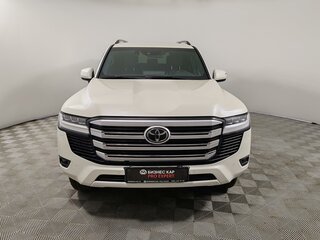 2022 Toyota Land Cruiser 300 Series, белый, 8955000 рублей, вид 2