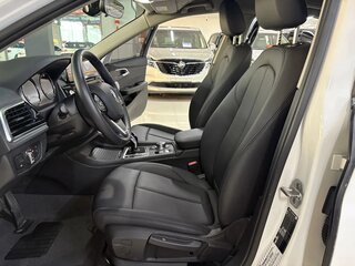 2022 BMW 1 серии 120i III (F52) Рестайлинг, белый, 2135000 рублей, вид 5