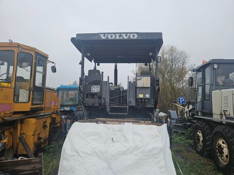 2011 Volvo Асфальтоукладчики, жёлтый, 9500000 рублей, вид 1