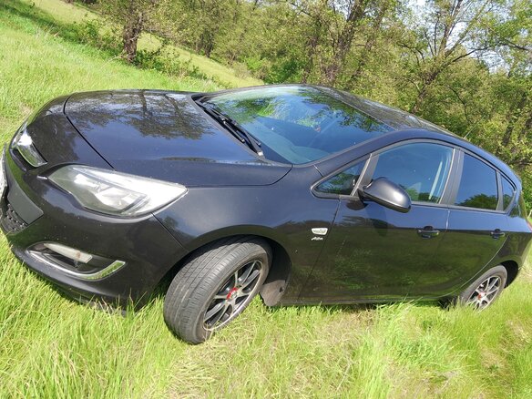 2013 Opel Astra J Рестайлинг, чёрный, 595000 рублей - вид 10