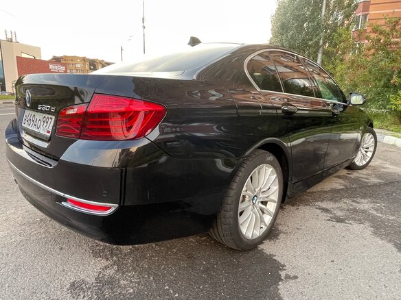 2015 BMW 5 серии 530d xDrive VI (F10/F11/F07) Рестайлинг, чёрный, 3620000 рублей - вид 5