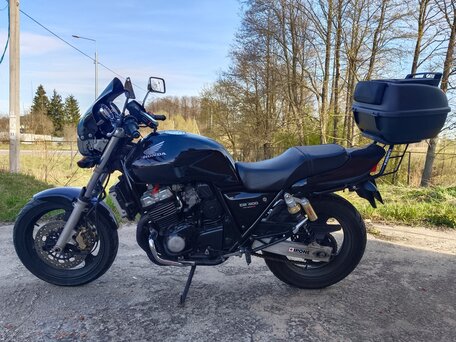 1996 Honda CB 400 Super Four, чёрный, 300000 рублей, вид 2