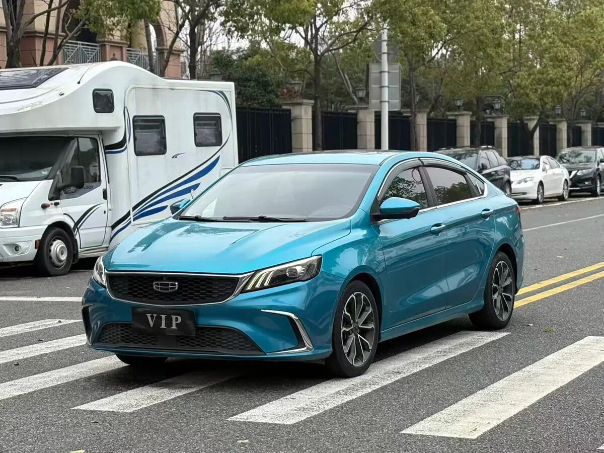Открыть фотографии: Geely Binrui I Рестайлинг