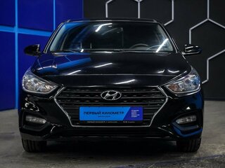 2017 Hyundai Solaris II, чёрный, 980000 рублей, вид 4