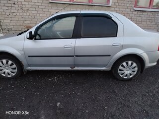2013 Renault Logan I Рестайлинг, серебристый, 350000 рублей, вид 5