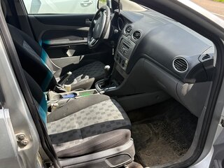 2008 Ford Focus II Рестайлинг, серебристый, 450000 рублей, вид 5