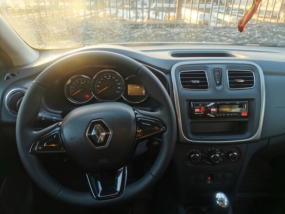 2019 Renault Logan II Рестайлинг, белый, 595000 рублей - вид 8