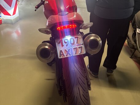 2013 Ducati Monster 696, красный, 400000 рублей, вид 4
