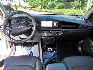 2023 Kia Niro II, белый, 1810000 рублей, вид 5