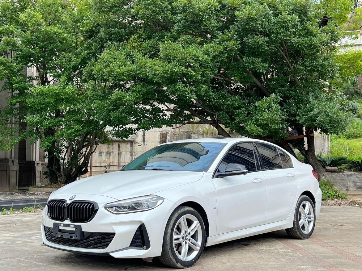 Открыть фотографии: BMW 1 серии III (F52) Рестайлинг