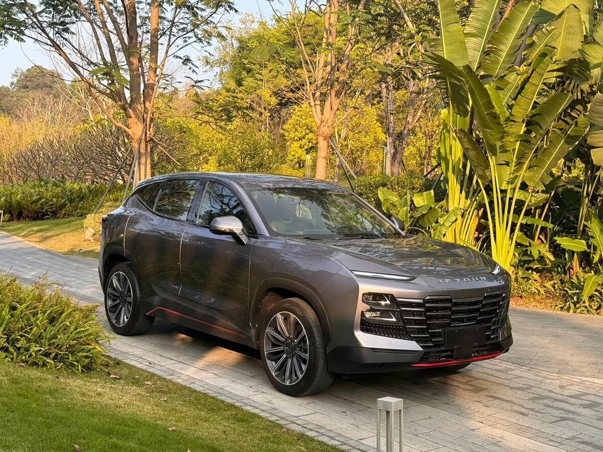 Открыть фотографии: Jetour Dashing I