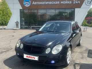 2006 Mercedes-Benz E-Класс 200 III (W211, S211) Рестайлинг, чёрный, 650000 рублей, вид 1