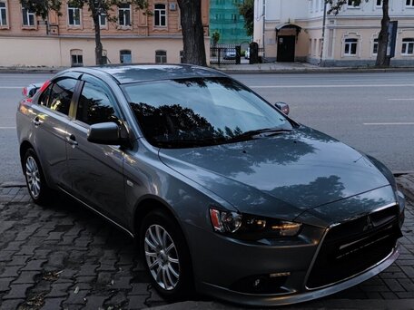 2013 Mitsubishi Lancer X Рестайлинг, серый, 1030000 рублей, вид 2