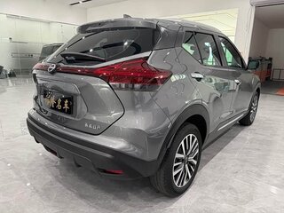 2023 Nissan Kicks I Рестайлинг, серебристый, 1175000 рублей, вид 4