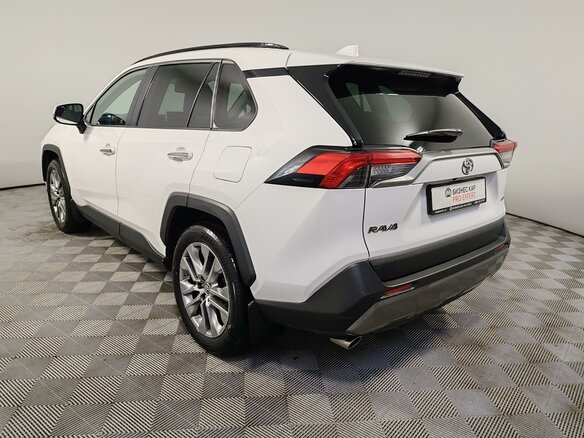 2021 Toyota RAV4 V (XA50), белый, 2875000 рублей - вид 6