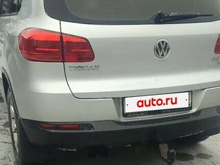 2012 Volkswagen Tiguan I Рестайлинг, серебристый, 1350000 рублей, вид 3