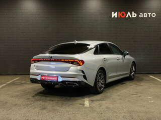 2021 Kia K5 III, серебристый, 2740000 рублей, вид 5