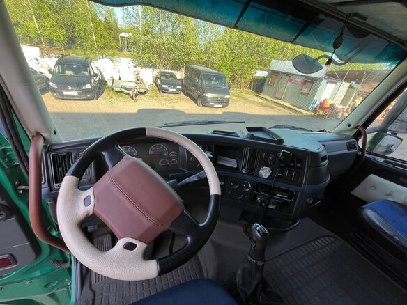 2007 Volvo FH, зелёный, 2450000 рублей - вид 7